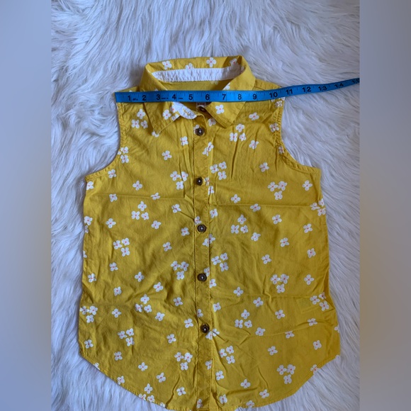 Cat and Jack girl’s sleeveless top - Picture 3 of 9